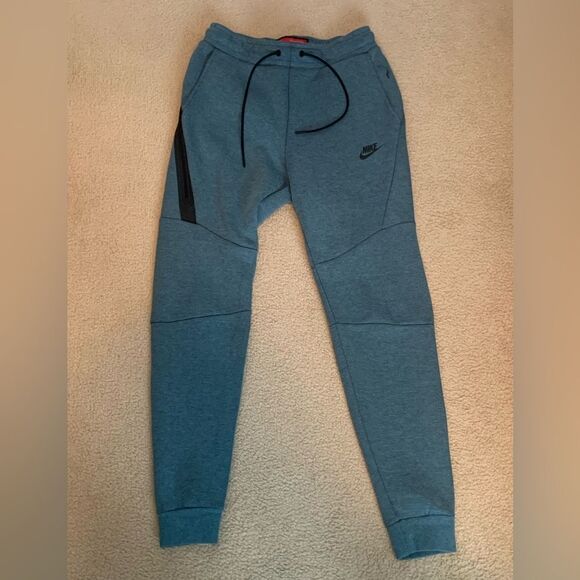 Nike tech fleece Jogger Pants - Picture 1 of 5